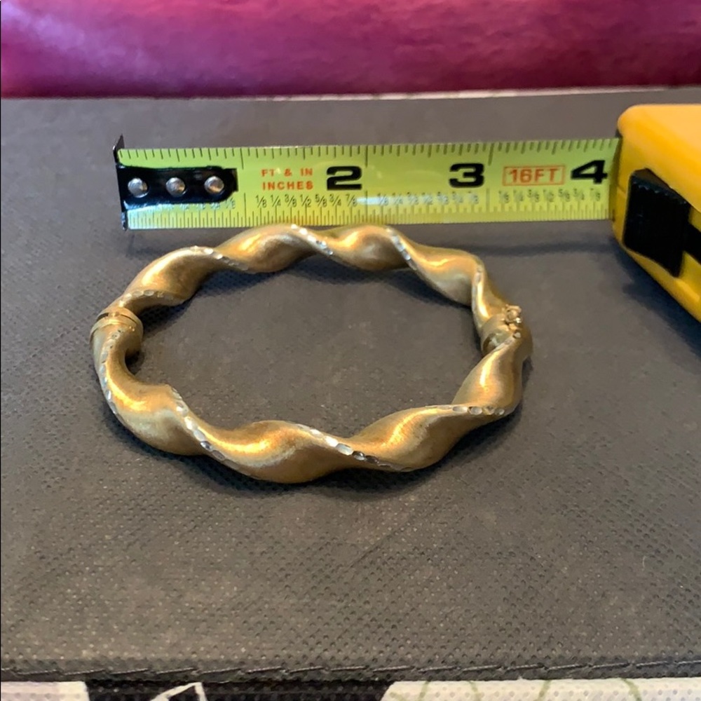 Veronese 18K Clad Satin/Diamond Cut Ribbon Bangle. - Picture 5 of 8